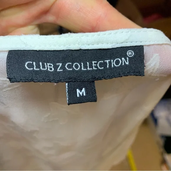 Club Z Collection White Sheer Star Beach Cover- Up - Sz M - Picture 8 of 16